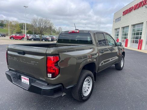 Used 2024 Chevrolet Colorado W/T RWD image 3