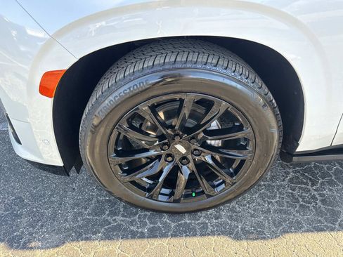 Certified 2024 Cadillac Escalade Sport Platinum w/ LPO, ONYX Package AWD/4WD image 10