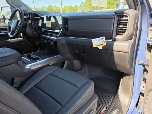 New 2025 Chevrolet Silverado 3500 LTZ w/ LTZ Plus Package image 13