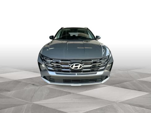Used 2025 Hyundai Tucson SEL FWD image 3