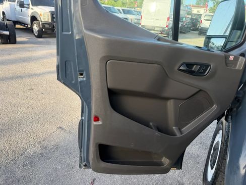 Used 2020 Ford Transit 250 148 High Roof Extended RWD image 11