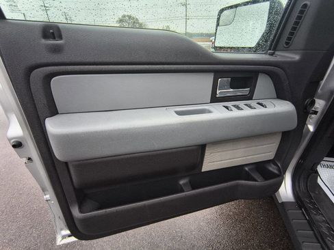 Used 2012 Ford F150 XLT w/ XLT Chrome Pkg image 18