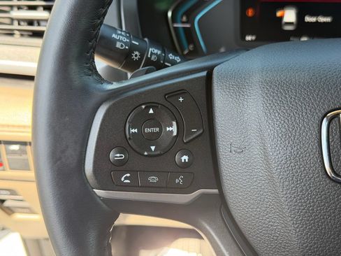 Used 2024 Honda Odyssey EX-L image 19