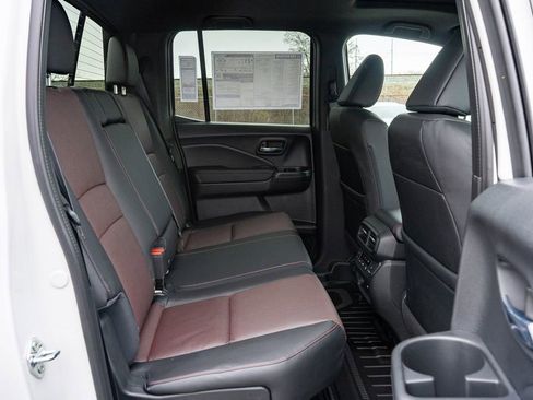 New 2026 Honda Ridgeline Black Edition image 14