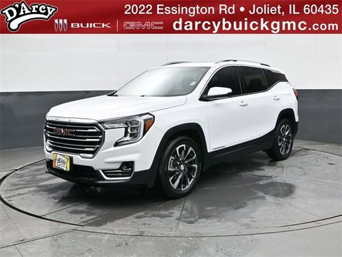 Used 2024 GMC Terrain SLT image 1