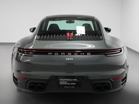 Certified 2020 Porsche 911 Carrera image 9