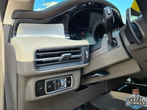 Used 2023 Lincoln Corsair FWD image 25
