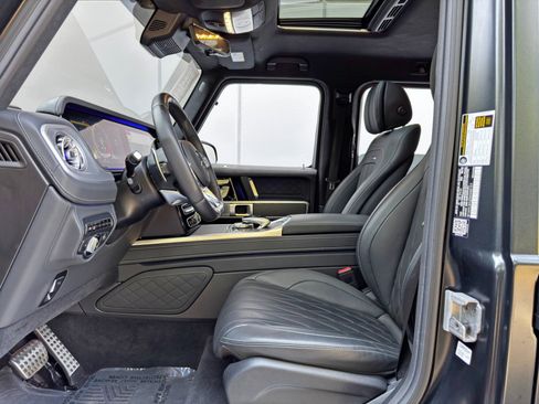 Used 2022 Mercedes-Benz G 63 AMG Squared image 17