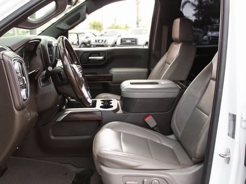 Used 2019 GMC Sierra 1500 SLT image 16