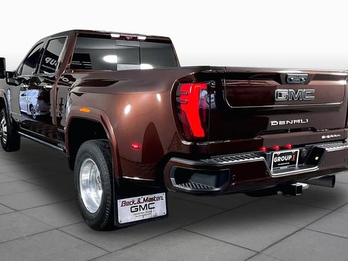 Used 2024 GMC Sierra 3500 Denali Ultimate image 12