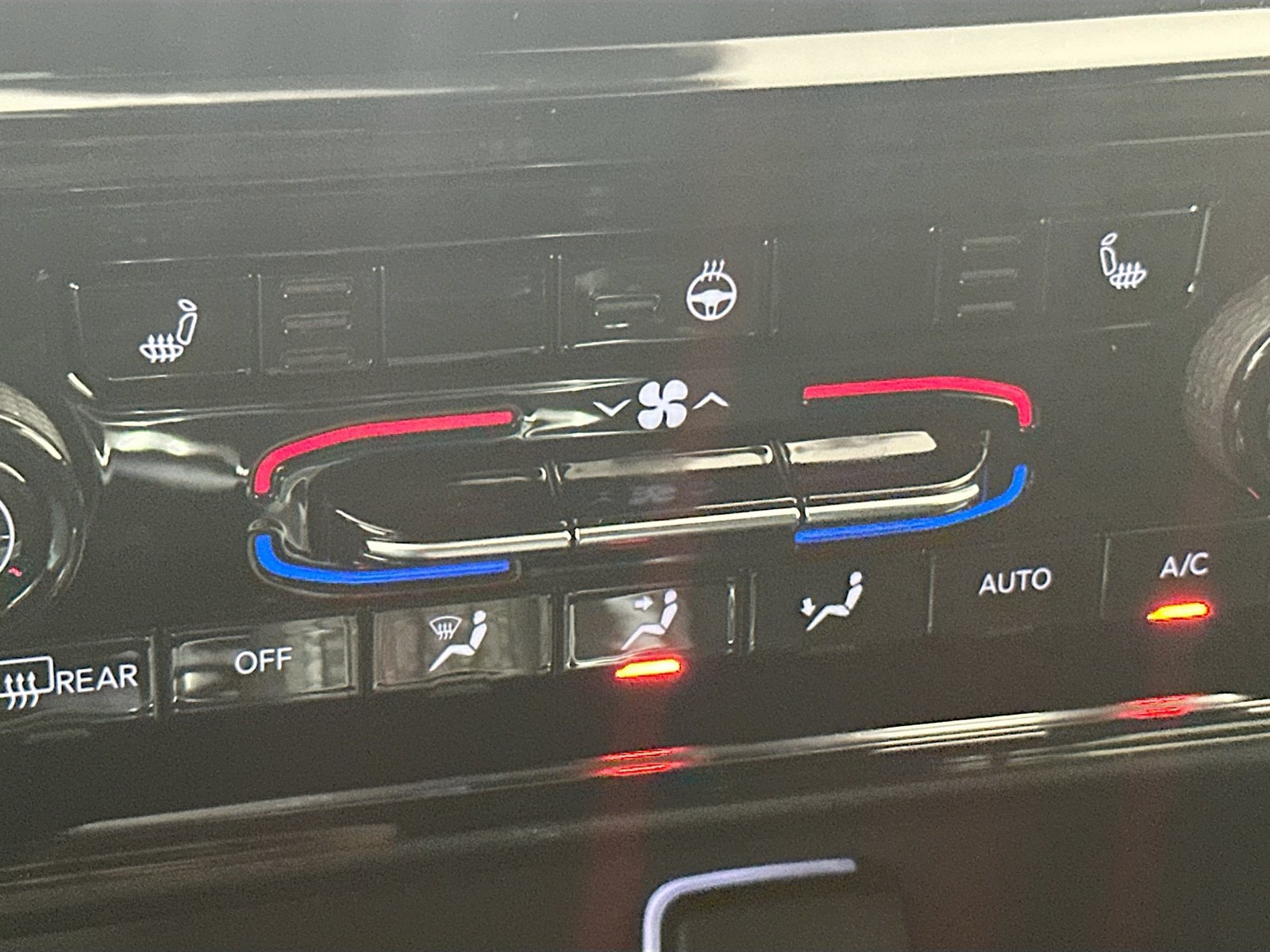 New 2026 Jeep Grand Cherokee Laredo X AWD/4WD image 20