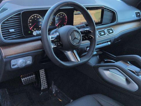 Used 2025 Mercedes-Benz GLS 450 GLS 450 image 10