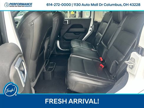 Used 2021 Jeep Wrangler Unlimited Sahara w/ Uconnect 4C Nav & Sound Group AWD/4WD image 13