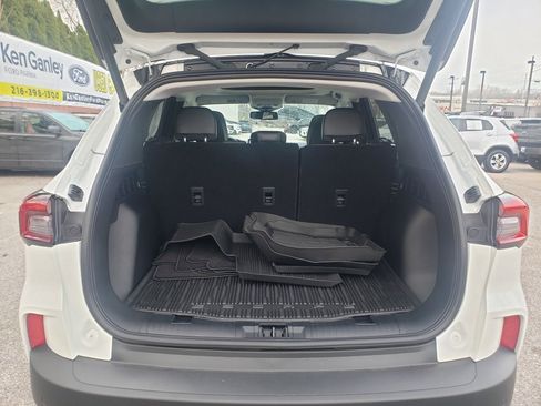 Used 2025 Ford Escape Platinum w/ Premium Technology Package image 16