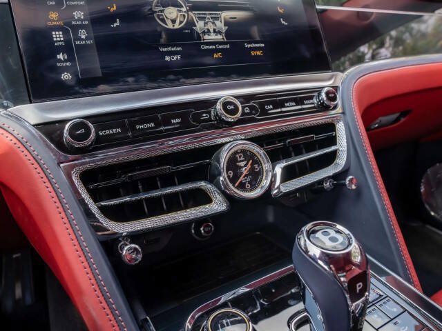 Used 2020 Bentley Flying Spur W12 AWD/4WD image 17