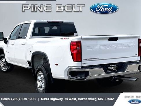 Used 2025 Chevrolet Silverado 3500 LT w/ Safety Package image 2