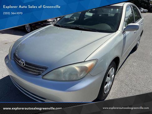 Used 2003 Toyota Camry LE image 1