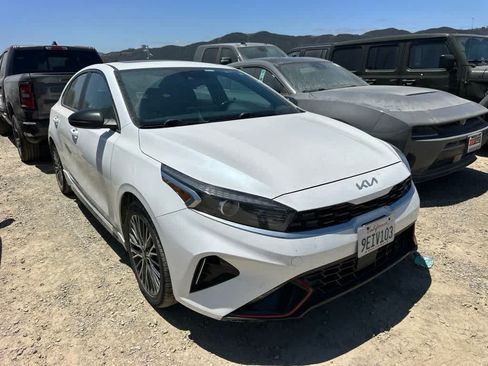 Used 2023 Kia Forte GT-Line w/ GT-Line Premium Package FWD image 2