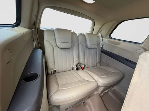 Used 2013 Mercedes-Benz GL 450 4MATIC image 18