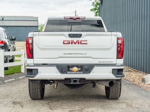 Used 2025 GMC Sierra 2500 Denali w/ Denali Reserve Package AWD/4WD image 5