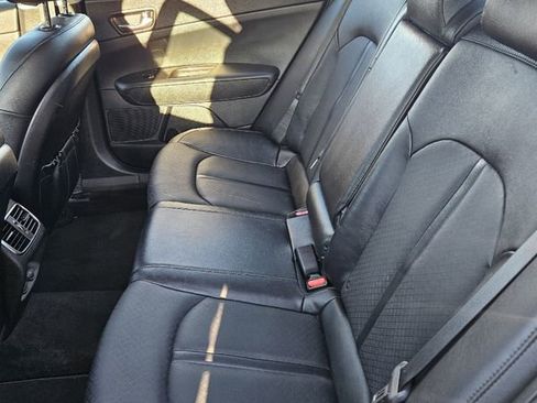 Used 2019 Kia Optima EX image 17