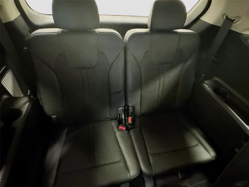 Used 2022 Kia Sorento SX Prestige image 29