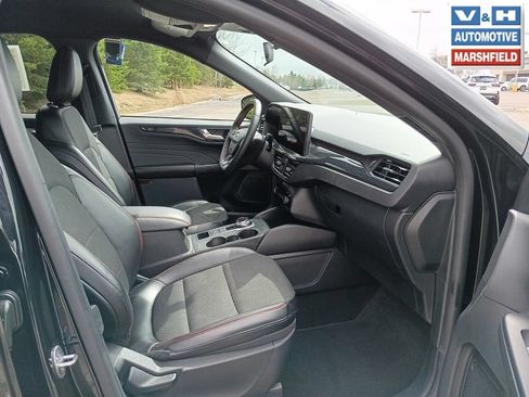 Used 2023 Ford Escape ST-Line w/ Tech Pack #1 AWD/4WD image 18