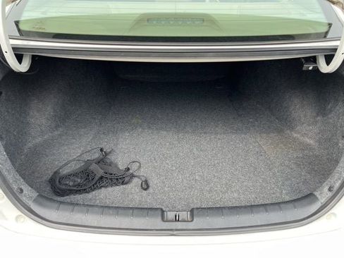 Used 2015 Honda Accord LX image 11