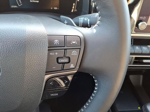 Certified 2025 Toyota Camry SE image 18