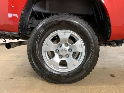 Used 2022 Toyota Tacoma SR RWD image 30