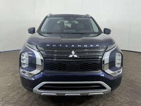 Used 2025 Mitsubishi Outlander SEL AWD/4WD image 2