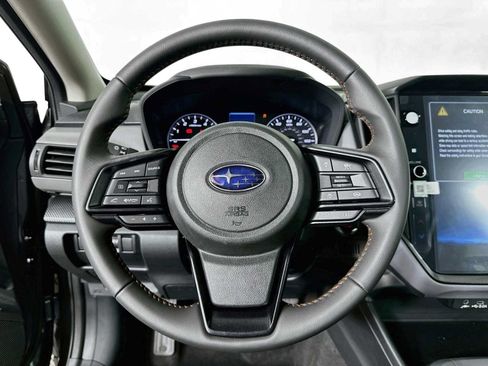 Certified 2025 Subaru Crosstrek 2.5i Limited w/ Popular Package #3A AWD/4WD image 11