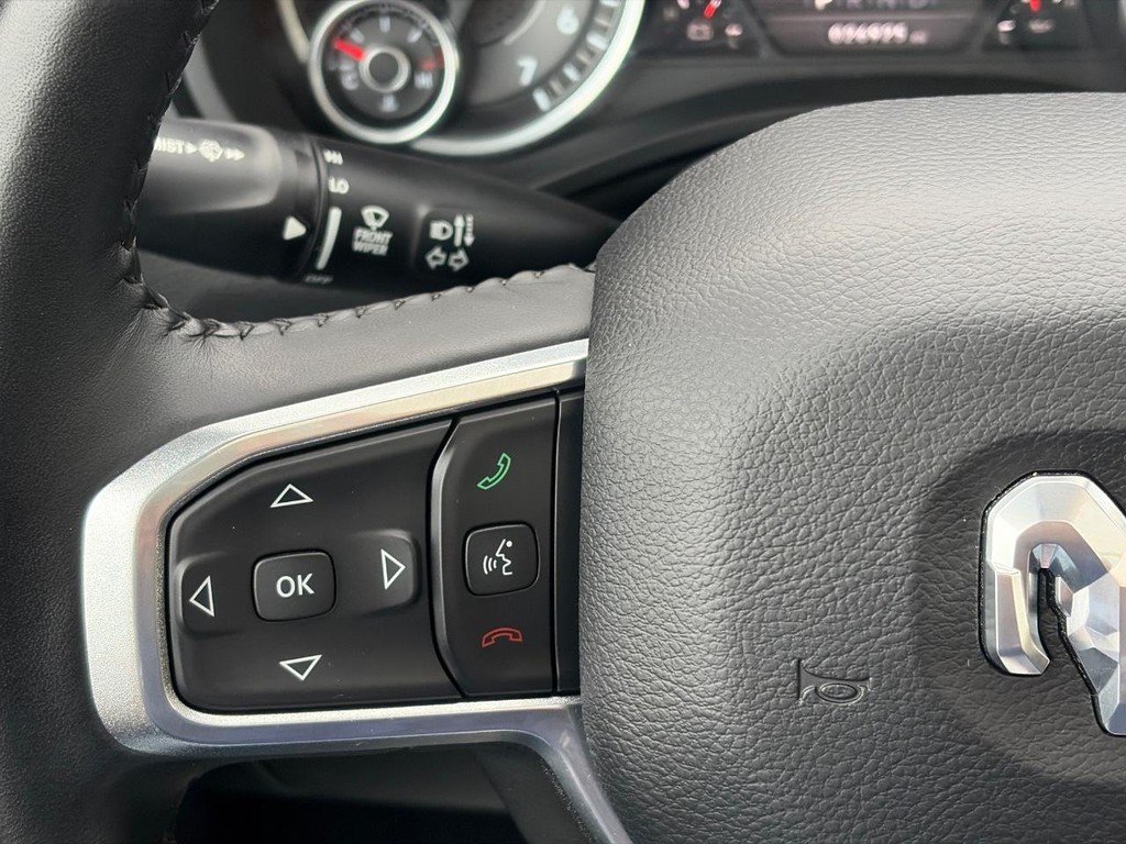 Used 2023 RAM 1500 Laramie AWD/4WD image 23