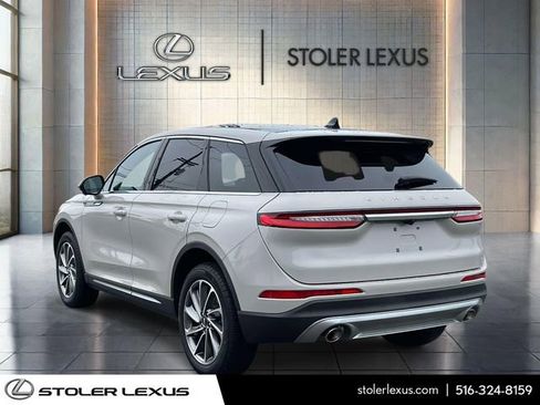 Used 2024 Lincoln Corsair AWD w/ Equipment Group 101A image 7