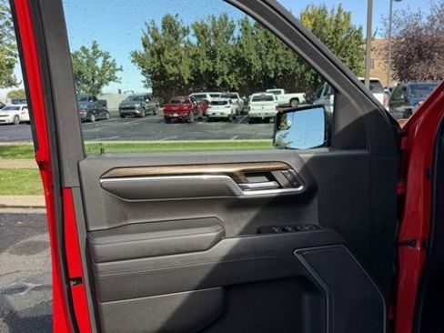 Used 2022 GMC Sierra 1500 SLE image 13