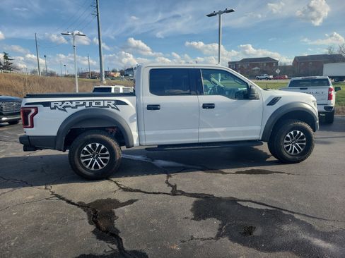 Used 2020 Ford F150 Raptor image 9