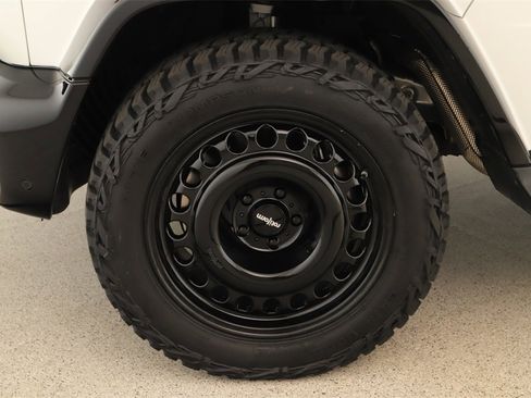 Used 2025 Mercedes-Benz G 63 AMG 4MATIC image 33