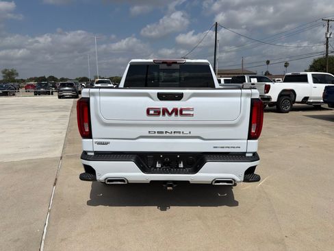 Used 2026 GMC Sierra 1500 Denali AWD/4WD image 6