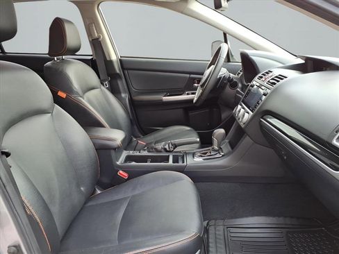 Used 2017 Subaru Crosstrek 2.0i Limited image 14