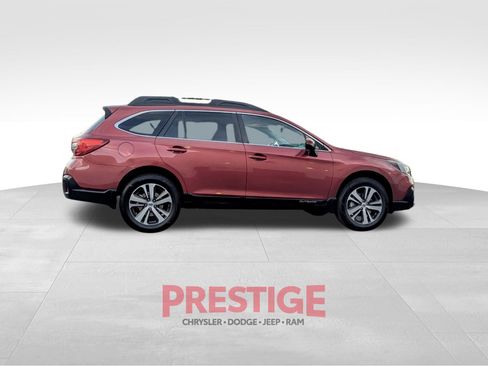 Used 2018 Subaru Outback 2.5i Limited image 6