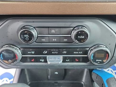 Used 2023 Ford Bronco Outer Banks AWD/4WD image 18