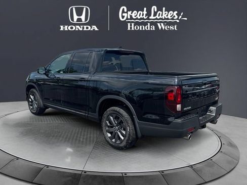 Used 2024 Honda Ridgeline Sport image 3