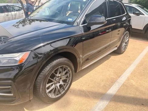 Used 2024 Audi Q5 2.0T Premium image 1