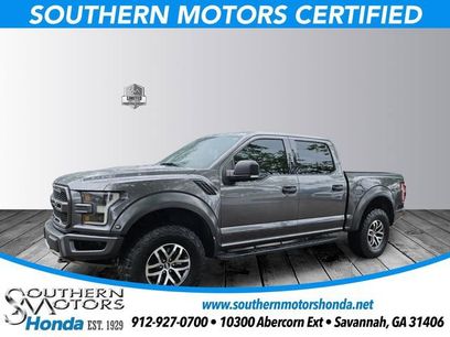 Used 2017 Ford F150 Raptor w/ Equipment Group 801A Mid