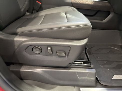 New 2026 GMC Sierra 2500 SLT image 13