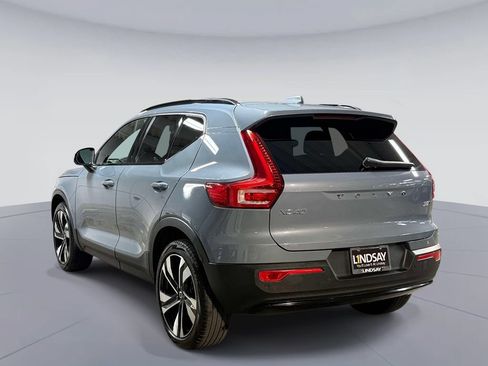 Used 2023 Volvo XC40 B5 Plus w/ Climate Package AWD/4WD image 12