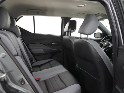 Used 2024 Nissan Kicks SR w/ SR Premium Package FWD image 12
