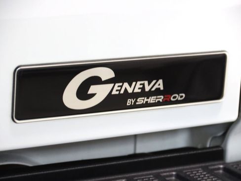 Used 2025 GMC Sierra 1500 Pro w/ Graphite Edition image 18