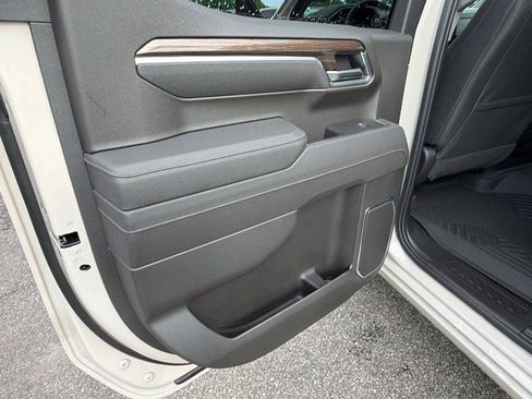 New 2026 Chevrolet Silverado 1500 RST AWD/4WD image 17