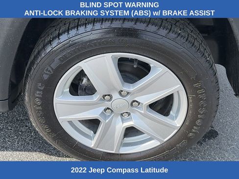 Used 2022 Jeep Compass Latitude w/ Convenience Group image 9